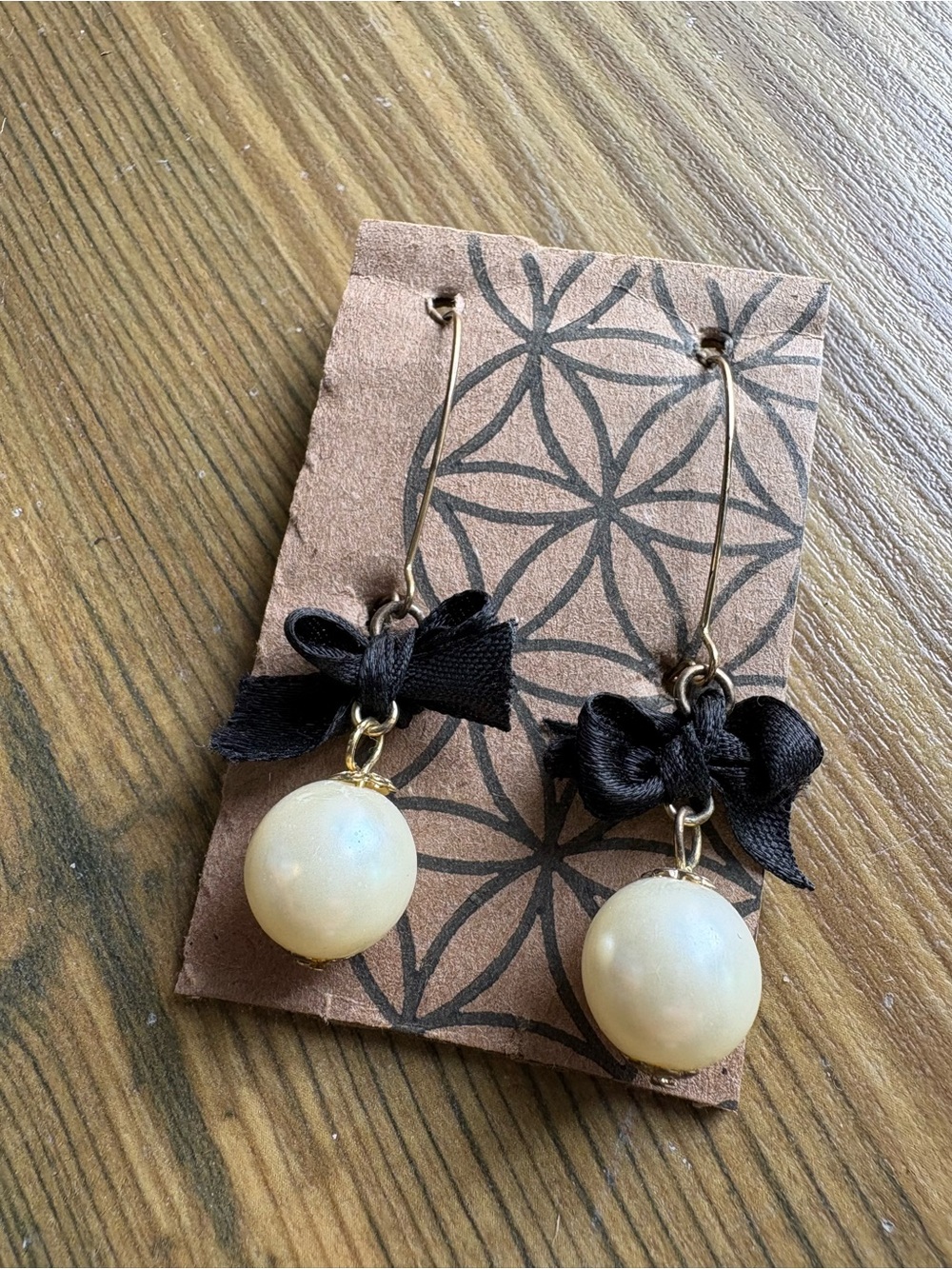Vintage Black Bow Pearl Drop Earrings